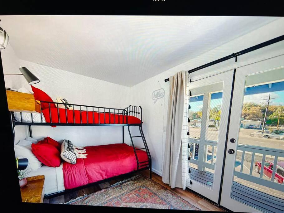 New Modern Boho Apt- Close To Yosemite 오크허스트 외부 사진