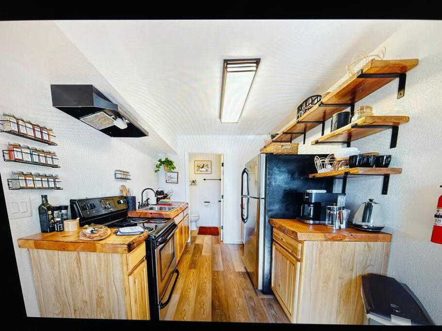 New Modern Boho Apt- Close To Yosemite 오크허스트 외부 사진