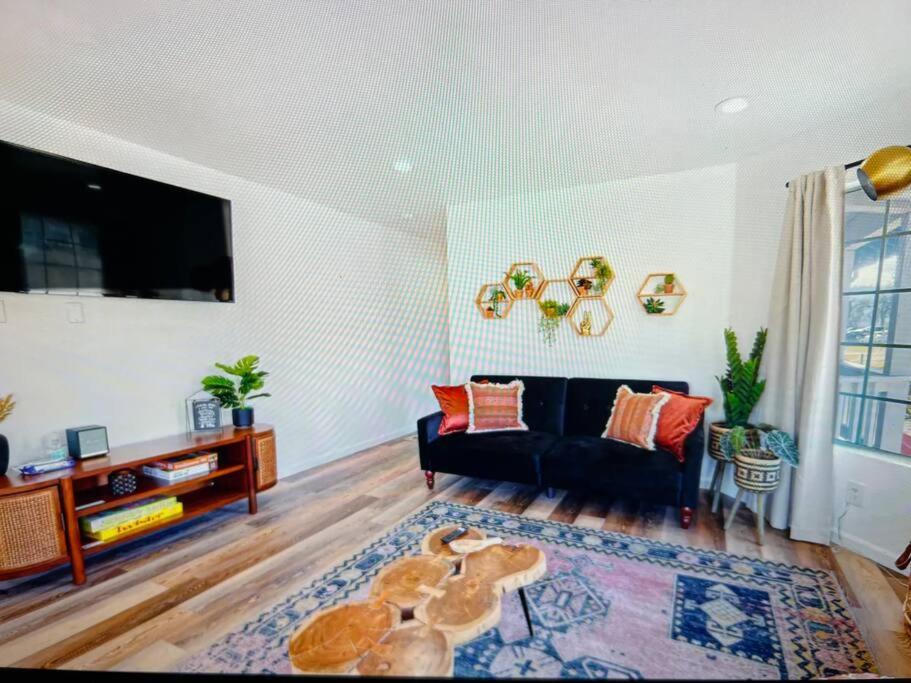 New Modern Boho Apt- Close To Yosemite 오크허스트 외부 사진